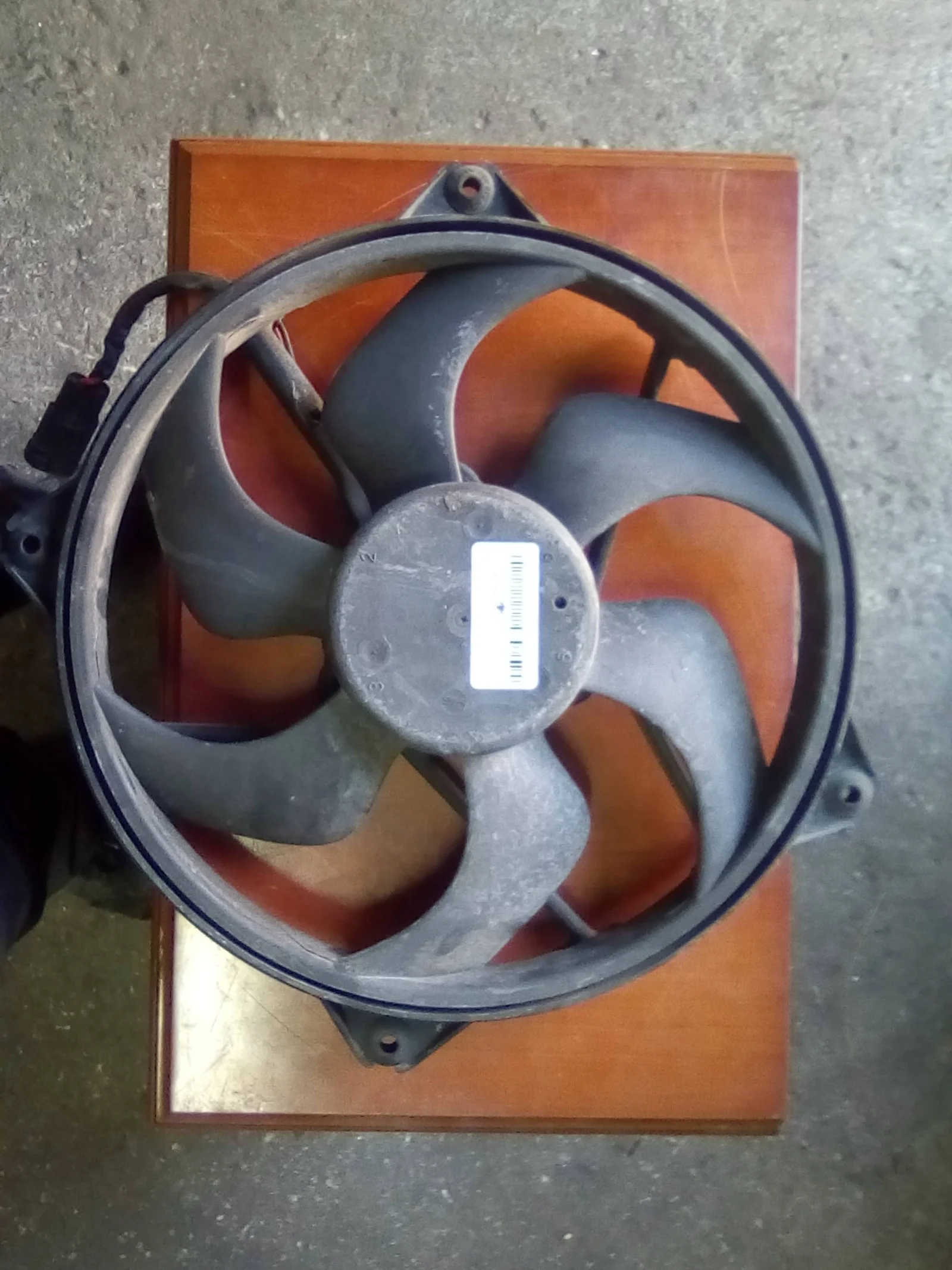 Foto de ELECTROVENTILADOR PEUGEOT 307 (S1)(04.2001) 2.0 HDi CAT (90 CV / 66 KW)