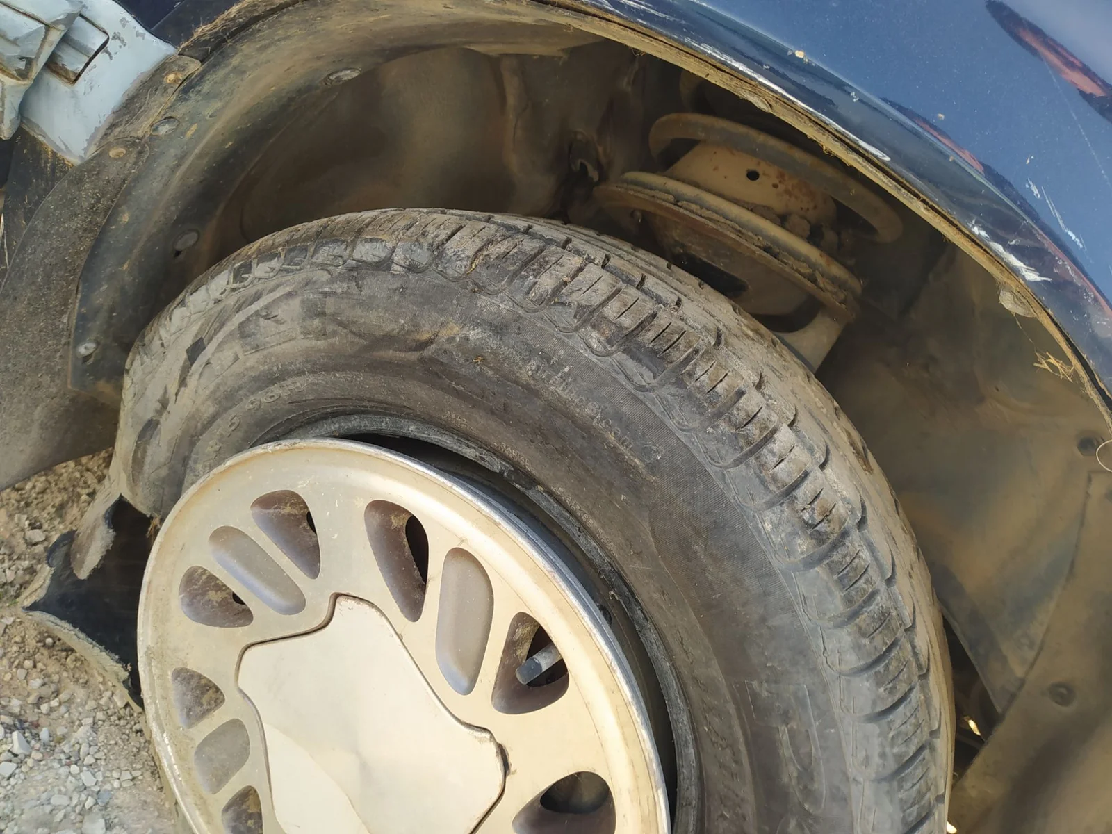 Foto de AMORTIGUADOR DELANTERO DERECHO CHRYSLER VOYAGER GS 2.5 Turbodiesel (116 CV / 85 KW)