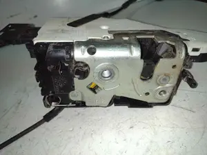 Foto de CERRADURA PUERTA TRASERA DERECHA CITROEN C4 PICASSO 1.6 16V HDi FAP (109 CV / 80 KW) referencia 24097816 foto 3