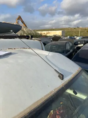 Foto de ANTENA RENAULT RAPID /EXPRESS (F40) 1.9 Diesel (64 CV / 47 KW)