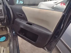 Foto de GUARNECIDO PUERTA DELANTERA DERECHA MAZDA 5 BERLINA (CR) 2.0 Diesel CAT (143 CV / 105 KW)