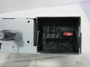 Foto de SISTEMA AUDIO / RADIO CD CITROEN C-ELYSÉE 1.2 12V VTi (82 CV / 60 KW) referencia 98134281ZD00 foto 4