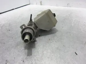 Foto de BOMBA FRENO RENAULT KANGOO I (F/KC0) 1.9 Diesel (64 CV / 47 KW) referencia 7700417649 foto 5