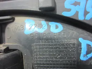 Foto de MANETA INTERIOR DELANTERA DERECHA CITROEN SAXO 1.5 Diesel (57 CV / 42 KW) referencia 96185855 foto 3