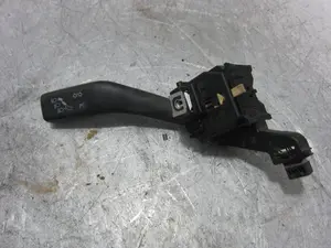 Foto de MANDO INTERMITENTES VOLKSWAGEN GOLF VI (5K1)(10.2008) 1.6 TDI DPF (105 CV / 77 KW) referencia 1K0953513E
