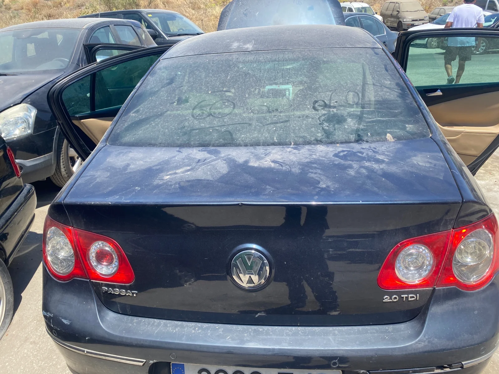 Foto de PORTON TRASERO VOLKSWAGEN PASSAT BERLINA (3C2) 2.0 TDI (140 CV / 103 KW) referencia 3C5827025H