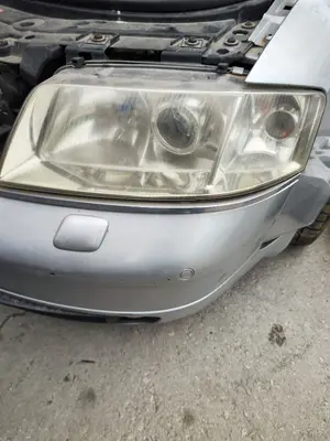 Foto de FARO IZQUIERDO AUDI A6 BERLINA (4B2) 2.5 V6 24V TDI (150 CV / 110 KW)