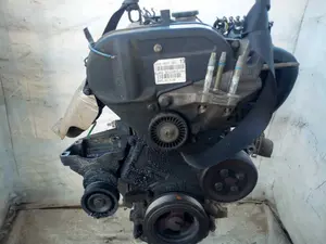 Foto de MOTOR COMPLETO FORD FOCUS BERLINA (CAK) referencia FYDB foto 13