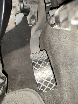 Foto de POTENCIOMETRO PEDAL AUDI A6 BERLINA (4B2) 2.5 V6 24V TDI (150 CV / 110 KW)
