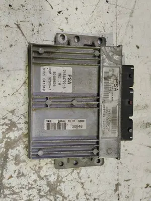 Foto de CENTRALITA MOTOR UCE CITROEN BERLINGO 1.9 Diesel (69 CV / 51 KW) referencia 963272728002