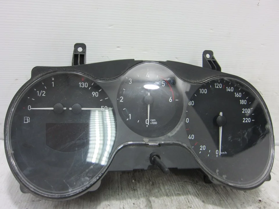 Foto de CUADRO INSTRUMENTOS SEAT ALTEA XL (5P5) 1.9 TDI (105 CV / 77 KW) referencia A2C53029654