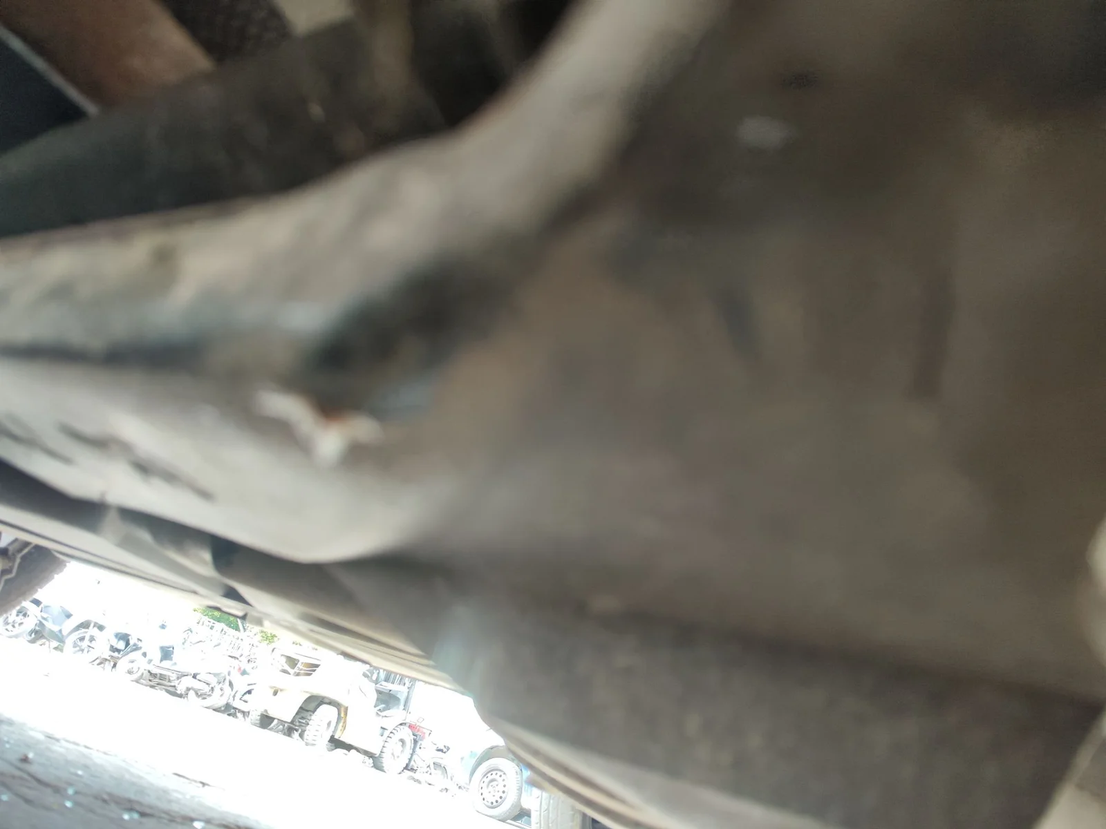 Foto de EJE TRASERO RENAULT MEGANE II BERLINA 5P 1.6 CAT (113 CV / 83 KW) referencia 7701477069