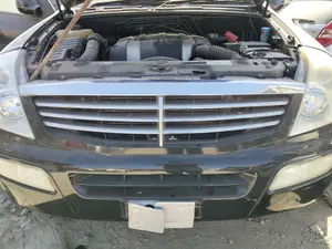 Foto de REJILLA DELANTERA SSANGYONG REXTON 2.7 Turbodiesel CAT (160 CV / 118 KW)