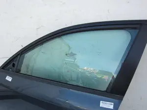 Foto de LUNA DELANTERA IZQUIERDA AUDI A4 AVANT (8K5)