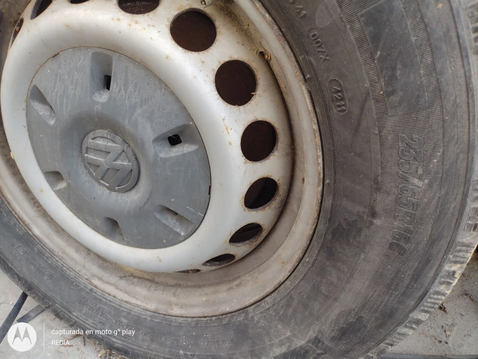 Foto de RUEDA DE REPUESTO VOLKSWAGEN CRAFTER FURGÓN (2E) 2.5 TDI DPF (109 CV / 80 KW)