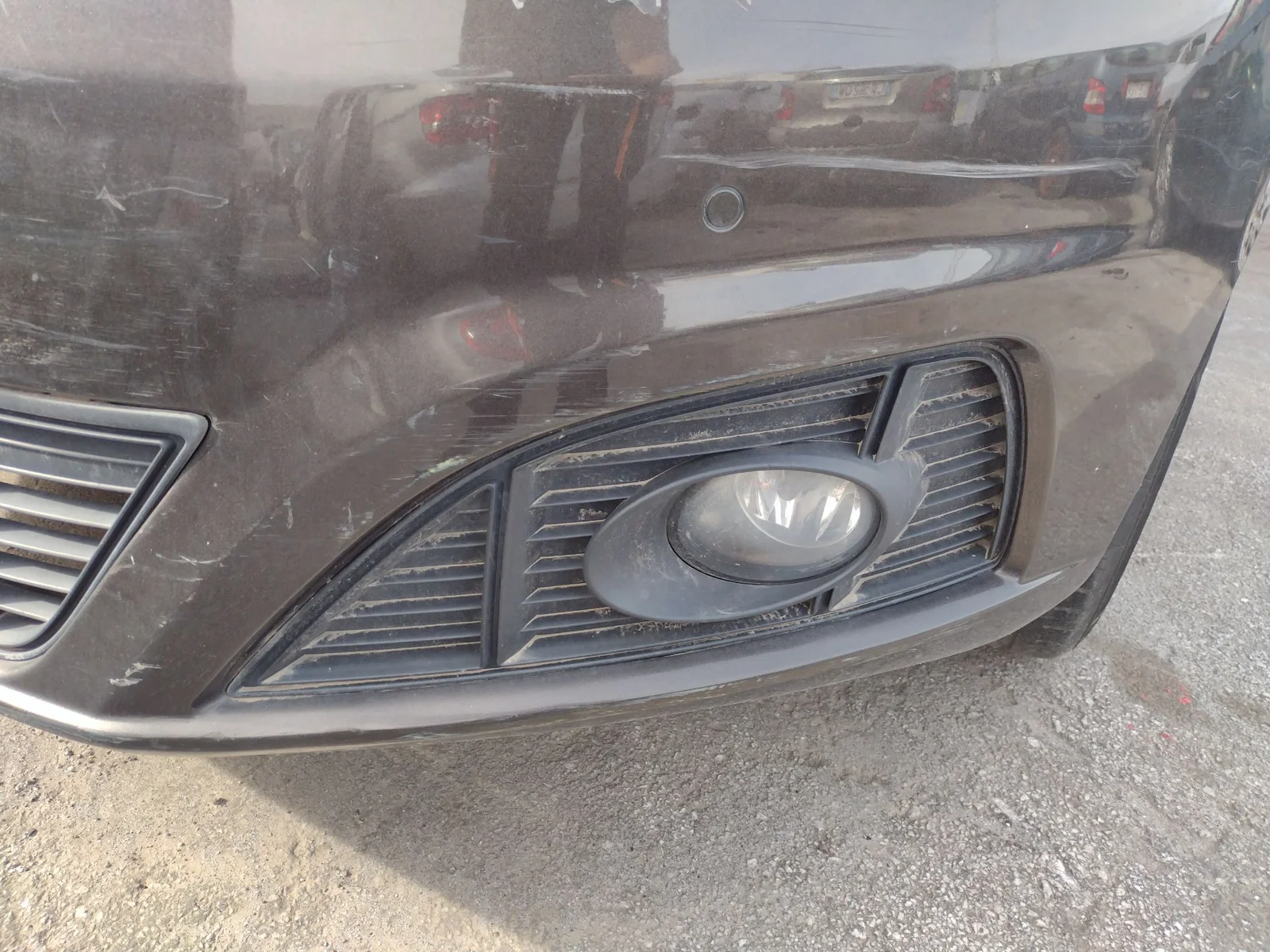 Foto de FARO ANTINIEBLA IZQUIERDO SEAT ALHAMBRA (710) 2.0 TDI (140 CV / 103 KW)