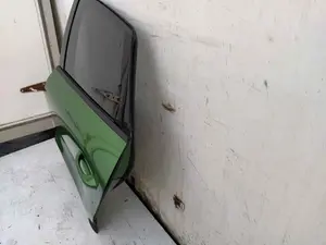 Foto de PUERTA TRASERA IZQUIERDA PORSCHE MACAN (95BA) referencia 95B833312A foto 2