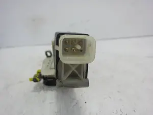 Foto de CERRADURA PUERTA DELANTERA DERECHA OPEL CORSA B 1.0 12V CAT (X 10 XE / LW3) (54 CV / 40 KW) referencia 90493702 foto 2
