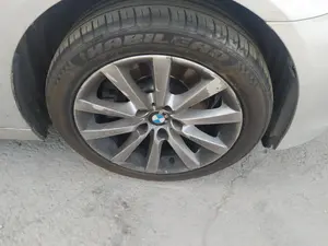 Foto de TRANSMISION DELANTERA DERECHA BMW SERIE 5 TOURING (F11) 2.0 Turbodiesel (184 CV / 135 KW)