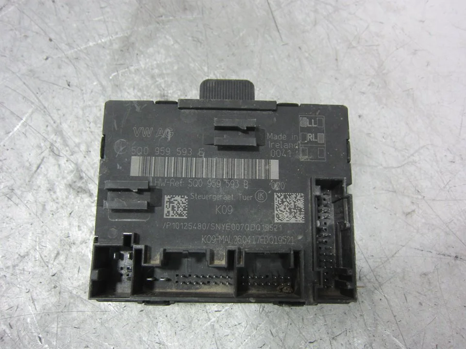 Foto de MODULO ELECTRONICO VOLKSWAGEN TIGUAN (AD1) 2.0 TDI DPF (239 CV / 176 KW) referencia 5Q0959593B