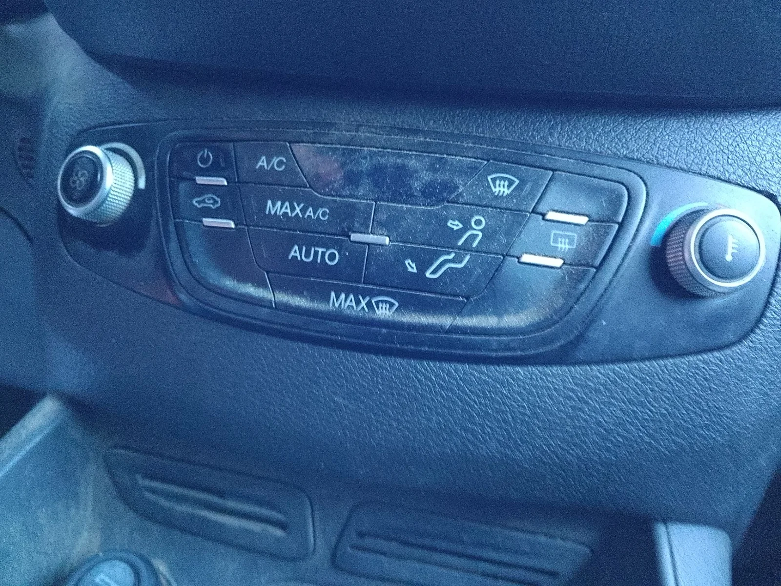 Foto de MANDO CALEFACCION / AIRE ACONDICIONADO FORD TRANSIT COURIER (C4A) 1.5 TDCi CAT (95 CV / 70 KW) referencia ET7618C612EF