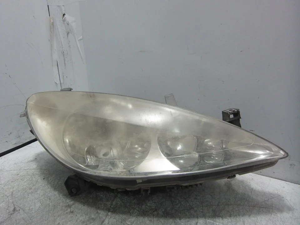 Foto de FARO DERECHO PEUGEOT 307 BREAK / SW (S1)(04.2002) 2.0 HDi CAT (90 CV / 66 KW) referencia 088035