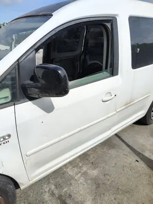 Foto de PUERTA DELANTERA IZQUIERDA VOLKSWAGEN CADDY (2K)(02.2004) 1.9 TDI (BSU) (75 CV / 55 KW) foto 2