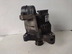 Foto de ALTERNADOR BMW SERIE 3 BERLINA (E46) 2.0 24V (150 CV / 110 KW) referencia 0123325010