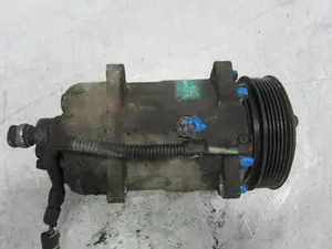 Foto de COMPRESOR AIRE ACONDICIONADO PEUGEOT 206 referencia SD7V161227F foto 8