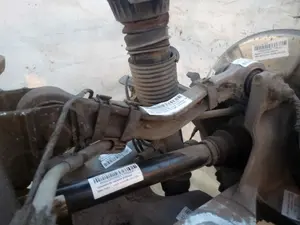 Foto de BRAZO SUSPENSION INFERIOR TRASERO DERECHO BMW SERIE 5 GRAN TURISMO (F07) 3.0 24V Turbo (306 CV / 225 KW) foto 1
