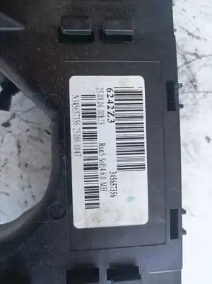 Foto de MANDO MULTIFUNCION CITROEN C4 BERLINA 1.6 16V HDi FAP (109 CV / 80 KW) referencia 6242Z3 foto 5