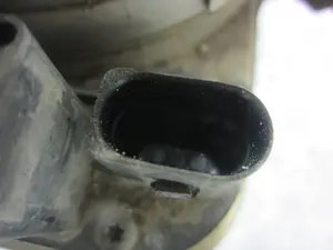 Foto de BOMBA DIRECCION SEAT CORDOBA BERLINA (6L2) 1.9 TDI (131 CV / 96 KW) referencia 6Q0423156AB foto 5