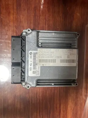 Foto de CENTRALITA MOTOR UCE BMW SERIE 3 BERLINA (E46) referencia DDE7794624
