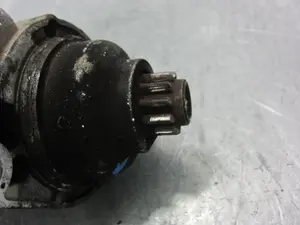 Foto de MOTOR ARRANQUE VOLKSWAGEN GOLF IV BERLINA (1J1)(10.1997) referencia 455939 foto 8