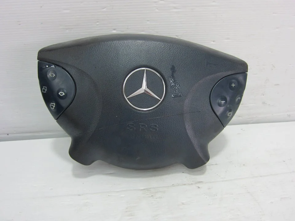Foto de AIRBAG DELANTERO IZQUIERDO MERCEDES-BENZ CLASE E (BM 211) BERLINA 3.0 CDI CAT (224 CV / 165 KW) referencia 61860323C