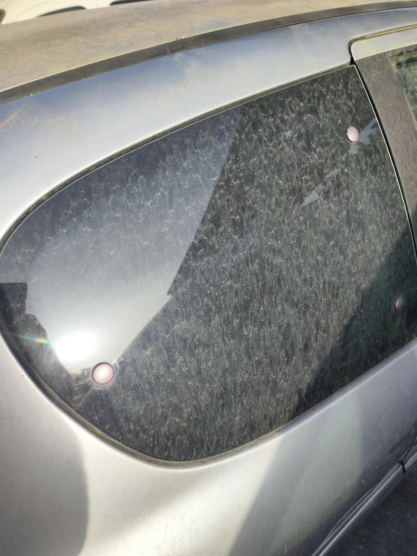 Foto de LUNA CUSTODIA TRASERA DERECHA PEUGEOT 206 1.6 16V CAT (109 CV / 80 KW)