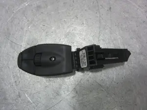 Foto de MANDO MULTIFUNCION PEUGEOT 207 1.4 HDi FAP (68 CV / 50 KW) referencia 96655861XT foto 5