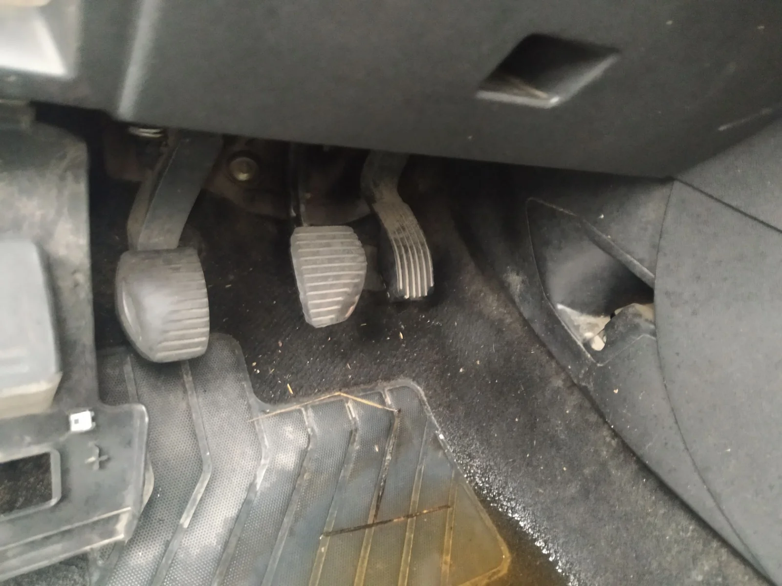Foto de PEDAL ACELERADOR CITROEN C4 BERLINA 1.6 16V CAT (NFU / TU5JP4) (109 CV / 80 KW)