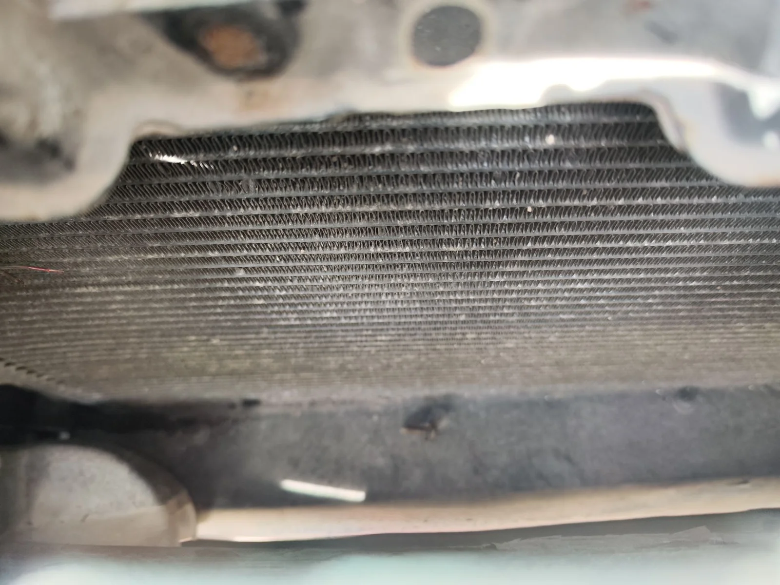 Foto de CONDENSADOR / RADIADOR AIRE ACONDICIONADO SEAT LEON (1M1) 1.6 (101 CV / 74 KW) referencia 1J0820413N