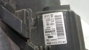 Foto de FARO DERECHO RENAULT CLIO III 1.2 16V (75 CV / 55 KW) referencia 8200261612 foto 7