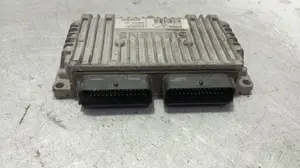 Foto de CENTRALITA MOTOR UCE RENAULT CLIO II FASE I (B/CB0) 1.4 16V (98 CV / 72 KW) referencia 8200305783 foto 3