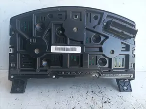 Foto de CUADRO INSTRUMENTOS OPEL ASTRA H BERLINA referencia 13216684 foto 4