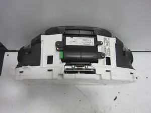 Foto de CUADRO INSTRUMENTOS VOLVO S40 BERLINA 2.5 20V Turbo CAT (220 CV / 162 KW) referencia 8697035 foto 5