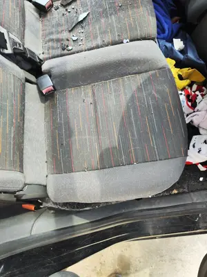 Foto de ASIENTOS TRASERO DERECHO FORD C-MAX (CB3)(2007) 1.8 TDCi Turbodiesel CAT (116 CV / 85 KW) referencia 1472403