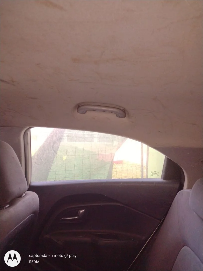 Foto de ASIDERO TECHO TRASERO DERECHO KIA RIO (UB) 1.2 CAT (86 CV / 63 KW)