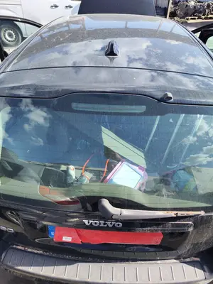 Foto de PORTON TRASERO VOLVO V50 FAMILIAR 2.0 Diesel CAT (136 CV / 100 KW) referencia 31218941 foto 4