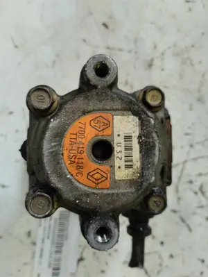 Foto de BOMBA DIRECCION RENAULT CLIO II FASE I (B/CB0) 1.2 (58 CV / 43 KW) referencia 7700419118 foto 4