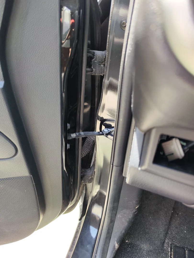 Foto de RETENEDOR PUERTA NISSAN NOTE (E11E) 1.4 CAT (88 CV / 65 KW)