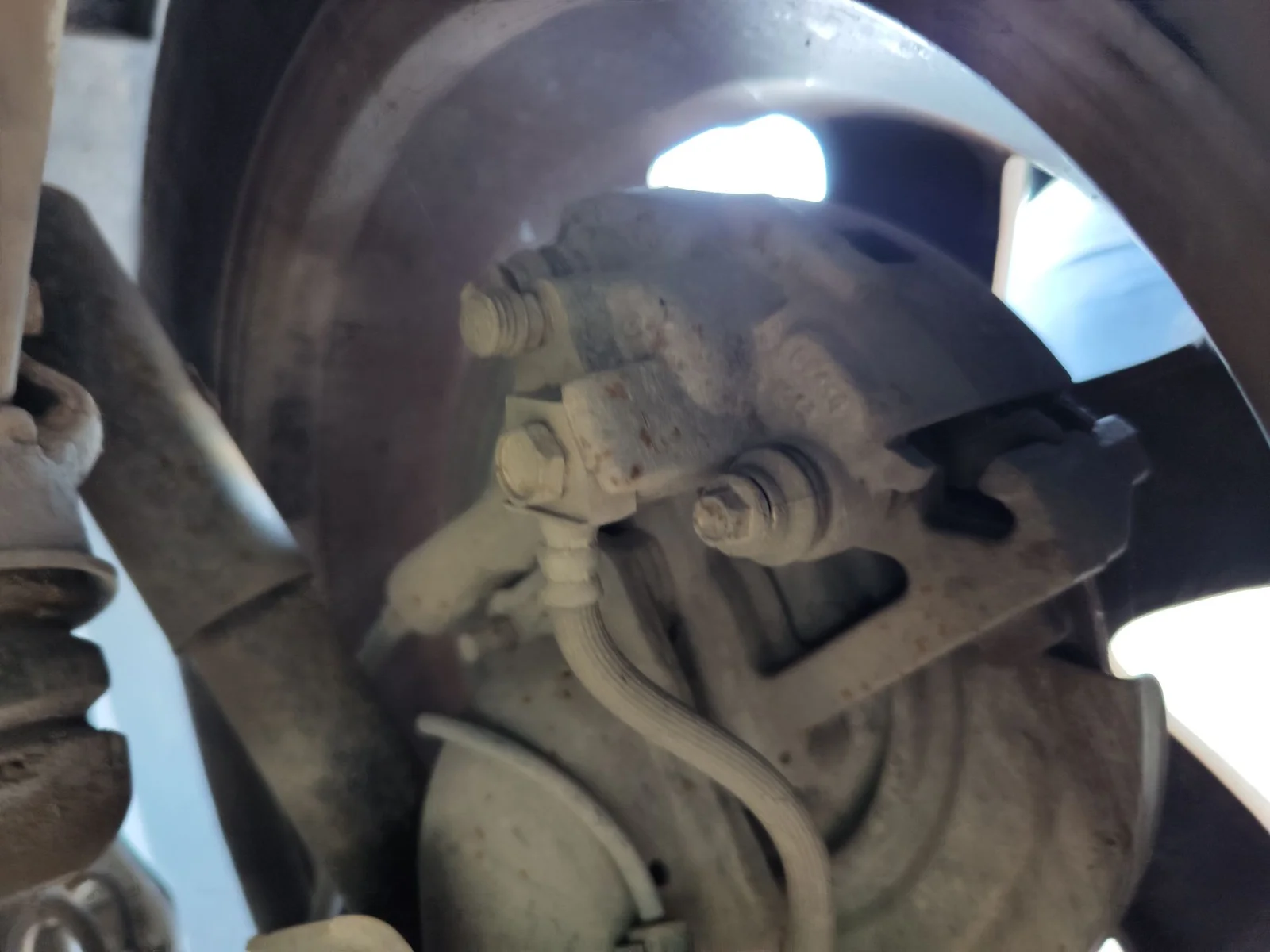 Foto de PINZA DE FRENO TRASERA DERECHA CHRYSLER PT CRUISER 2.2 CRD CAT (121 CV / 89 KW)