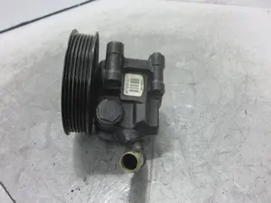 Foto de BOMBA DIRECCION FORD FOCUS BERLINA (CAK) referencia 5BB2530 foto 3